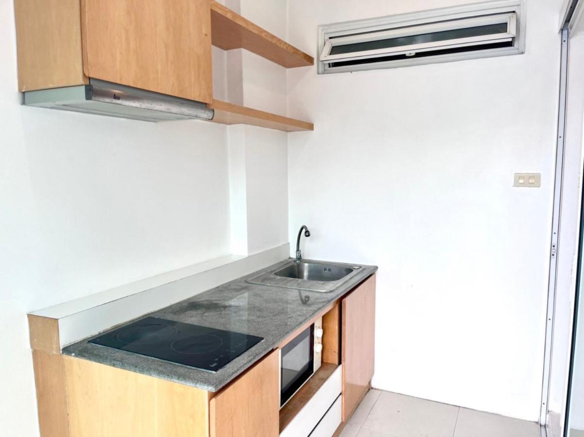 8 Residence Bangkok Extérieur photo